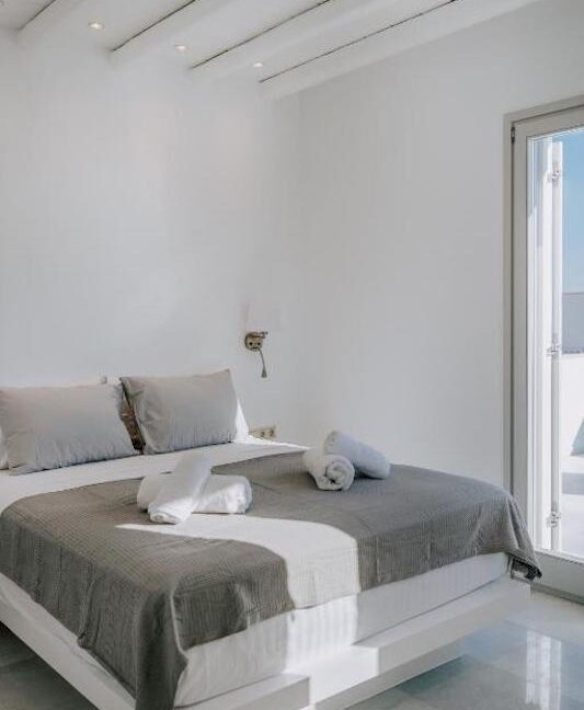 Seafront Villa Paros Island, Property Paros Greece, Buy Villa in Cyclades Greece 17