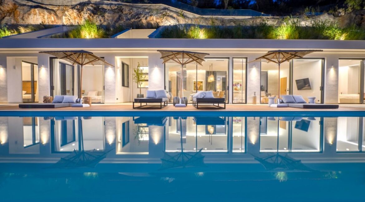 Seafront brand new villas in Lefkada Island Greece with stunning sea views. Luxury Seafront Villas Greece for Sale 7