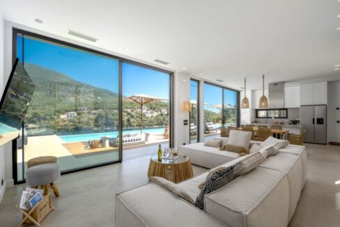 Seafront brand new villas in Lefkada Island Greece with stunning sea views. Luxury Seafront Villas Greece for Sale 8