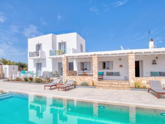 Villa in Paros, Property Paros Greece, Buy Villa in Cyclades Greece