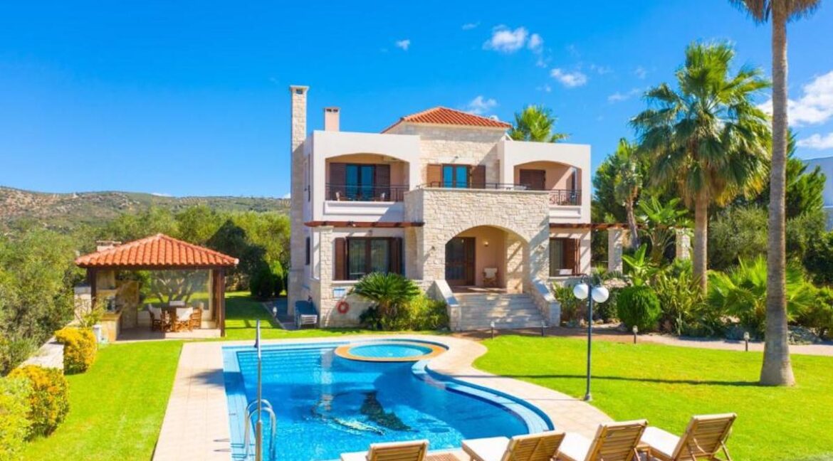 Beautiful Villa Crete Greece for sale, Properties in Crete Island for Sale