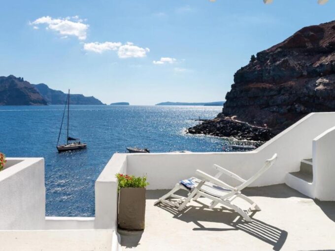 Hotel for sale in Santorini, Property for sale Santorini Greece
