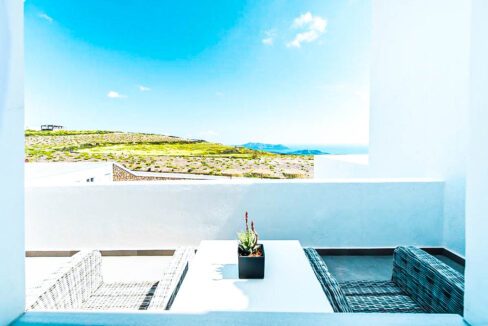 Ηotel in Santorini for sale. Find the best properties on Santorini island in Greece. Santorini Properties 12