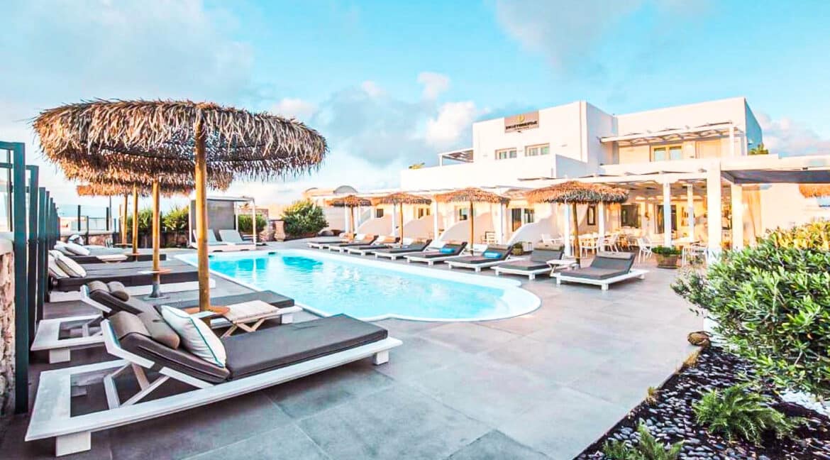 Ηotel in Santorini for sale. Find the best properties on Santorini island in Greece. Santorini Properties 13