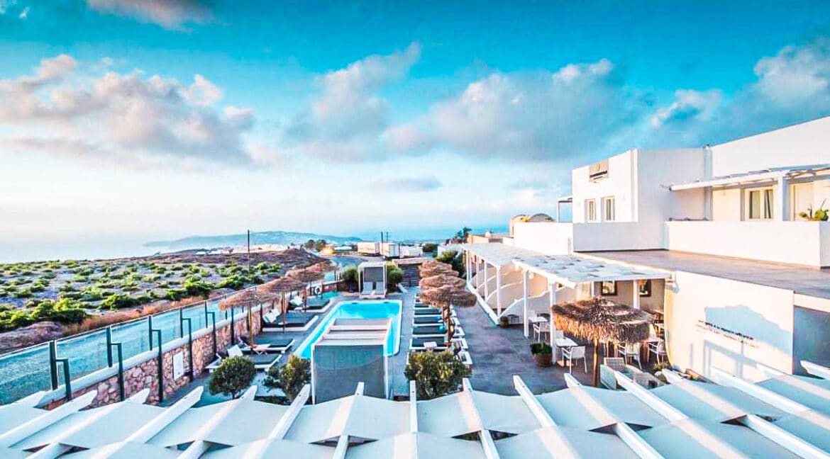 Ηotel in Santorini for sale. Find the best properties on Santorini island in Greece. Santorini Properties 9