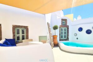 Houses in Megalochori Santorini, Buy House Santorini Greece