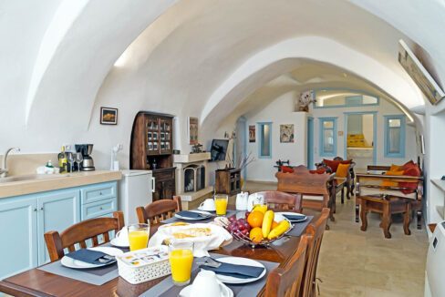 Property Santorini Pyrgos, Buy House Santorini Greece 40