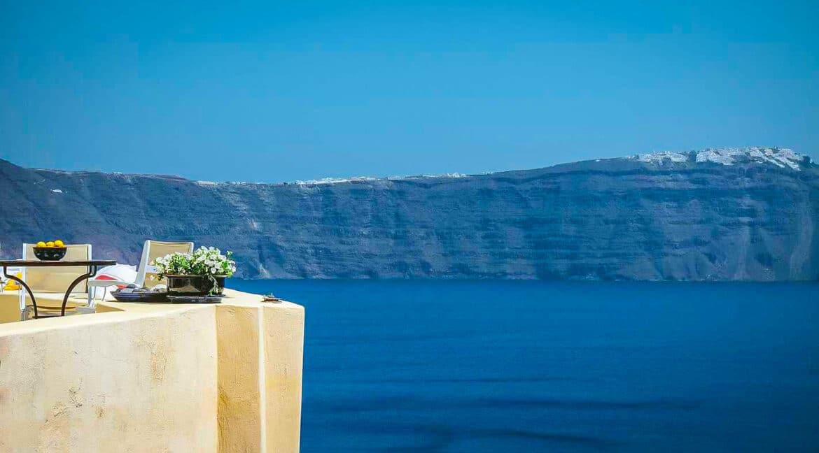 Property on the edge of the Caldera Santorini, Buy Property Santorini Greece 12