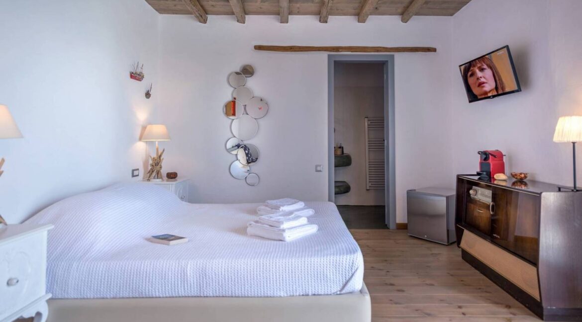 Property for sale Paros Greece, Luxury SeaView Villa for Sale Paros Island 29