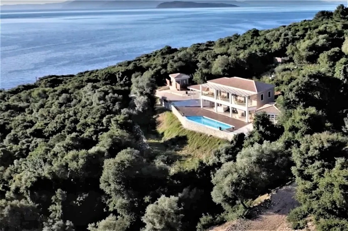 Modern and minimal villa Lefkada with sea view and big land, Meganisi