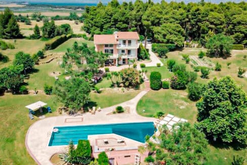 villa at Sani Halkidiki Greece for sale. Halkidiki Properties