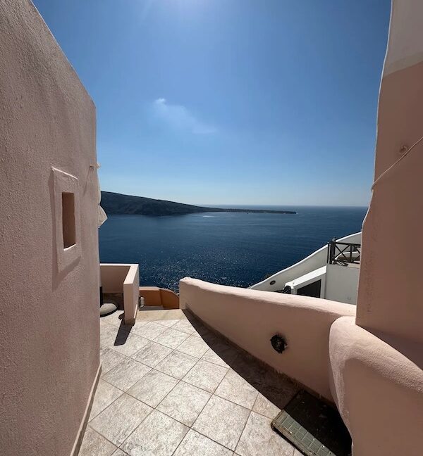 Cave House at Oia of Santorini and Caldera View 2