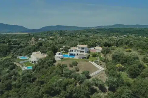 Complex of 3 Luxury Villas for sale in Corfu, Gouvia 2