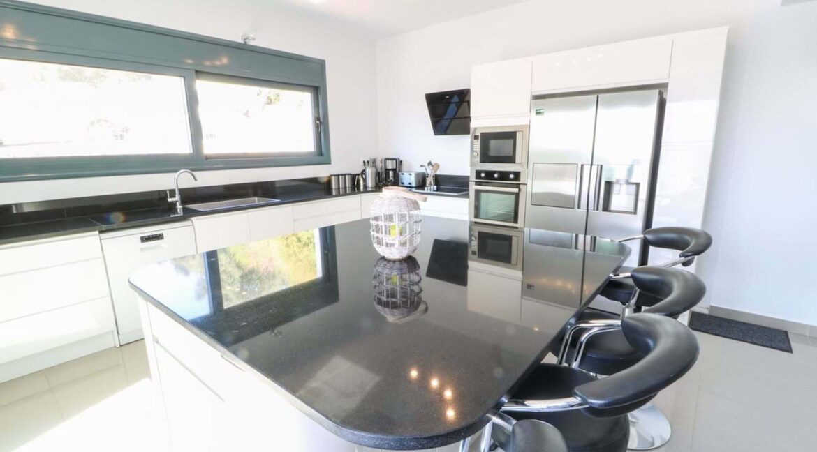 Hillside Villa in Corfu for sale, Buy Property in Corfu Greece 12