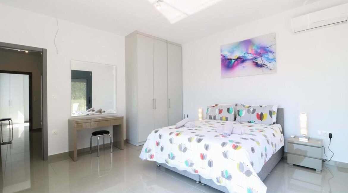 Hillside Villa in Corfu for sale, Buy Property in Corfu Greece 4