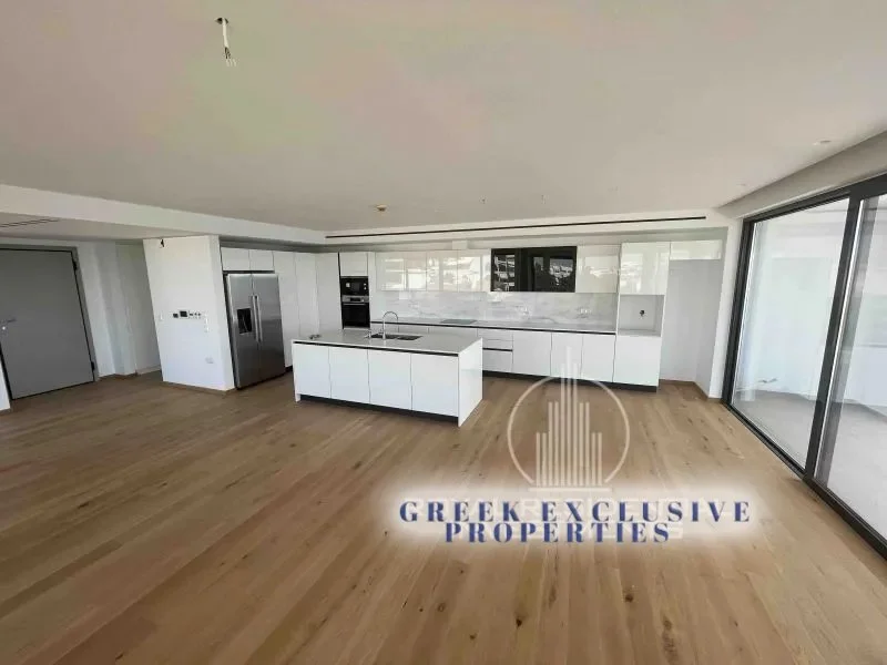 Luxurious Maisonette in South Voula Athens 17
