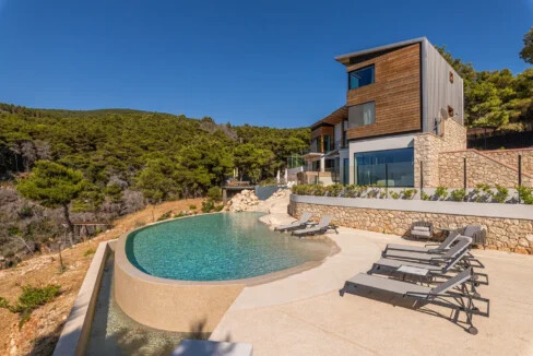 Luxurious Villa for sale in Lefkada 11