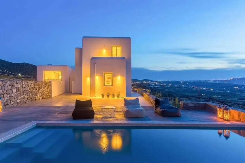 Luxury Villa for sale on Mykonos, Greece 1