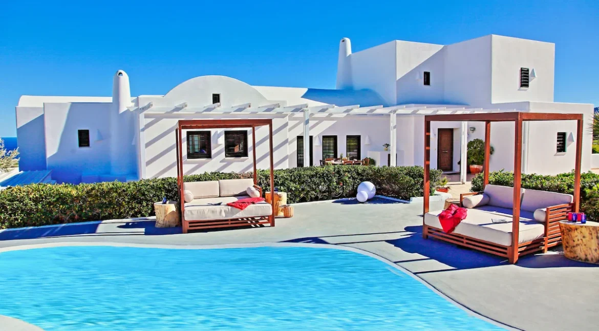 Luxury villa in Santorini for Sale, Real Estate Santorini, Property with Pool in Santorini, Villas for sale in Santorini2