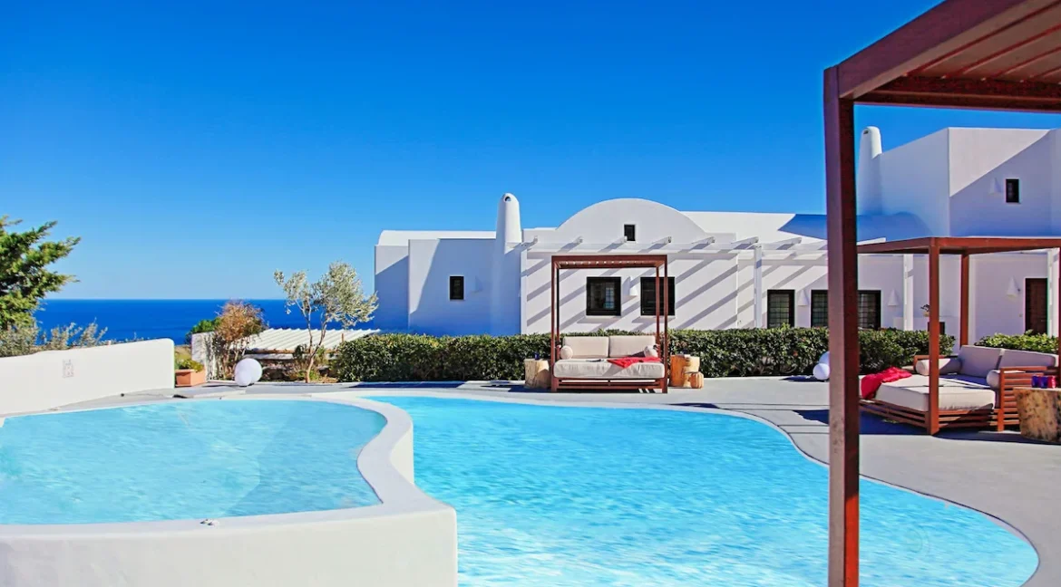 Luxury villa in Santorini for Sale, Real Estate Santorini, Property with Pool in Santorini, Villas for sale in Santorini7