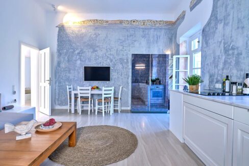 Property in the center of Paros Naoussa, Paros Properties11