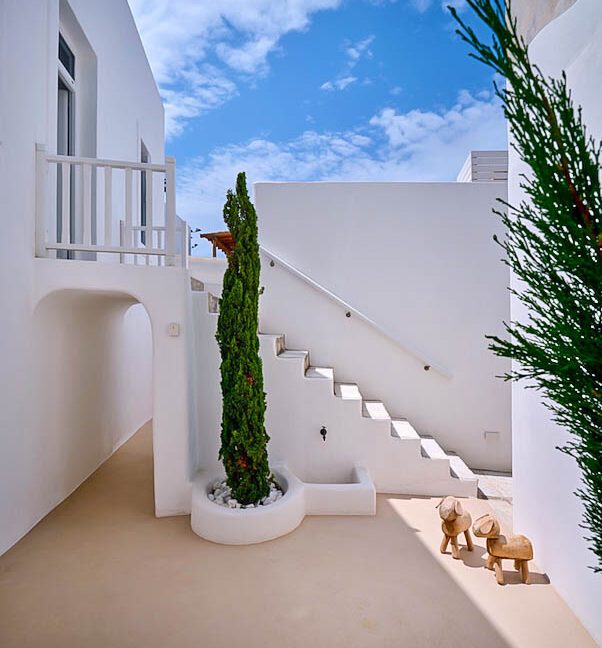 Property in the center of Paros Naoussa, Paros Properties6