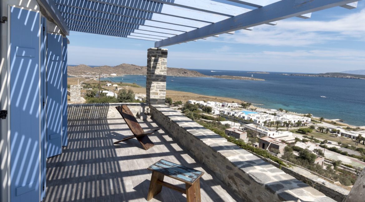 Property with sea view Kolymbithres Paros