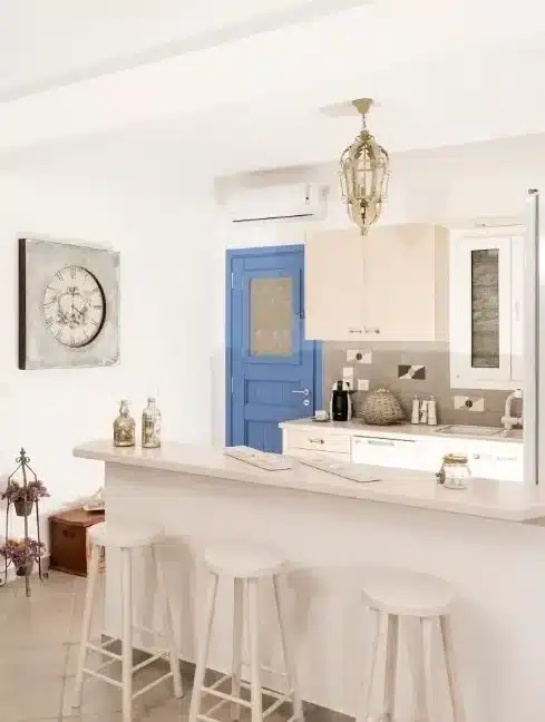 Property with sea view Kolymbithres Paros 11