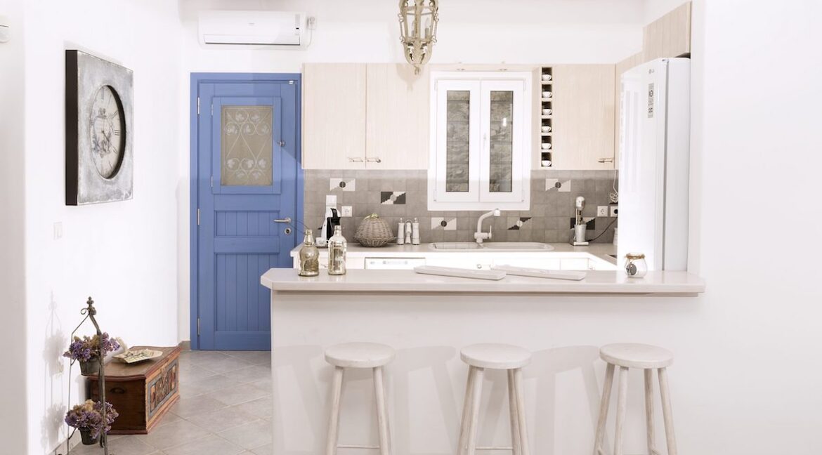 Property with sea view Kolymbithres Paros 22