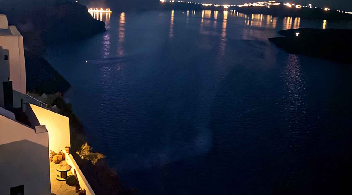 Santorini Caldera property to renovate at Imerovigli 3