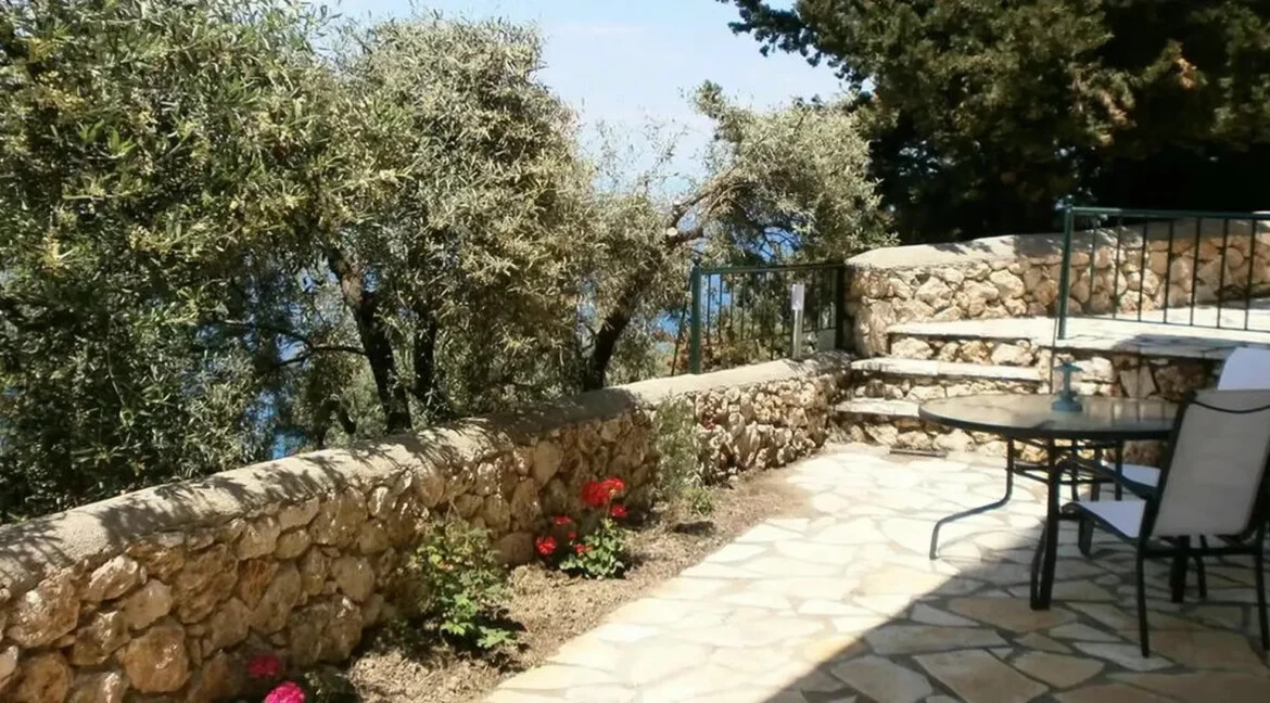 Sea View Villa in West Lefkada for sale 22
