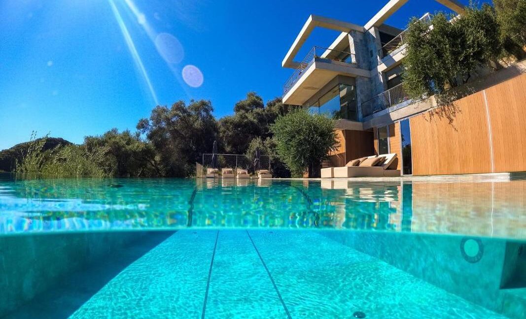 Seafront Villa In West Corfu for sale, Corfu Properties 16