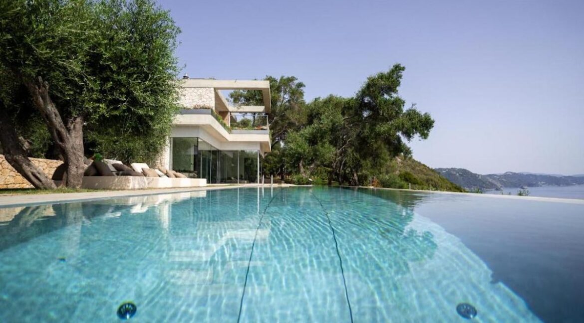 Seafront Villa In West Corfu for sale, Corfu Properties 23