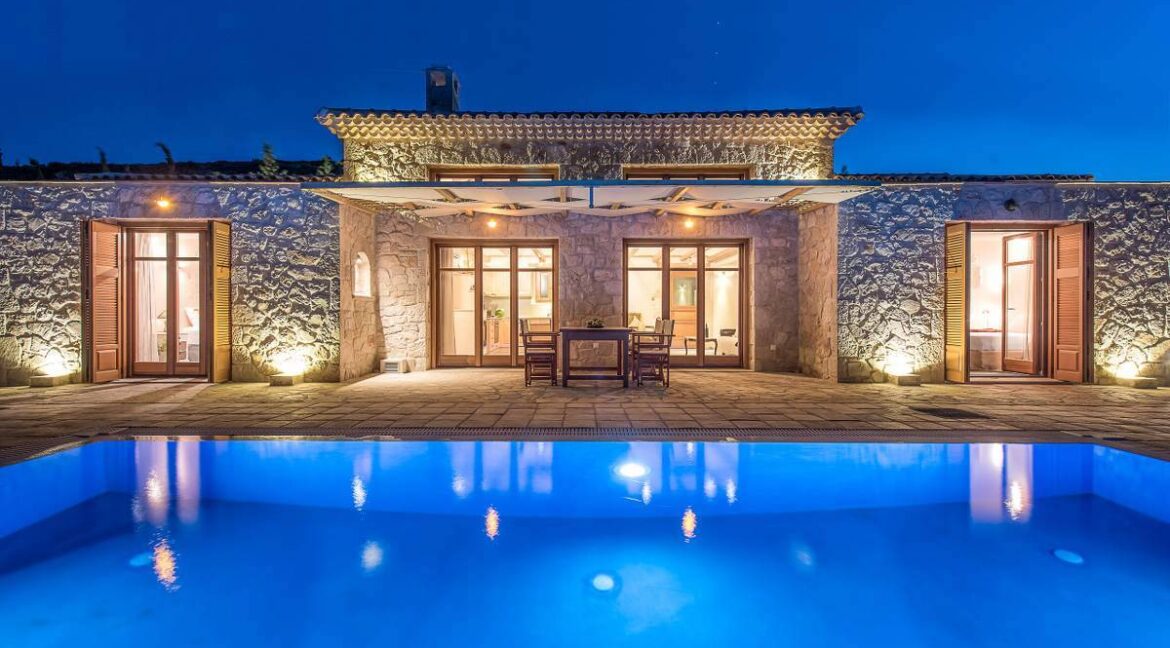 Seafront villas in Zakynthos Island for sale 15