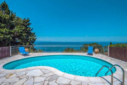 Small Seafront Villa Paxos Island Greece for sale, Buy Seaside Villa Paxoi Corfu 18