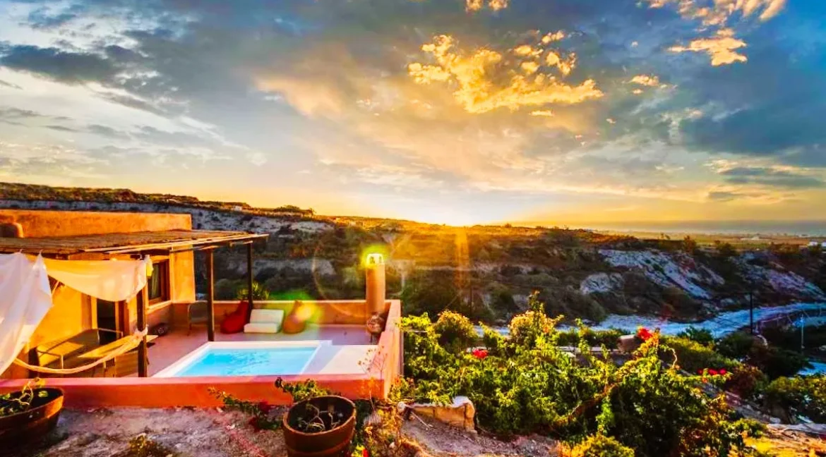 Villa at Foinikia of Oia in Santorini for sale 7