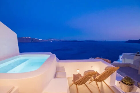 caves for sale in Oia Santorini