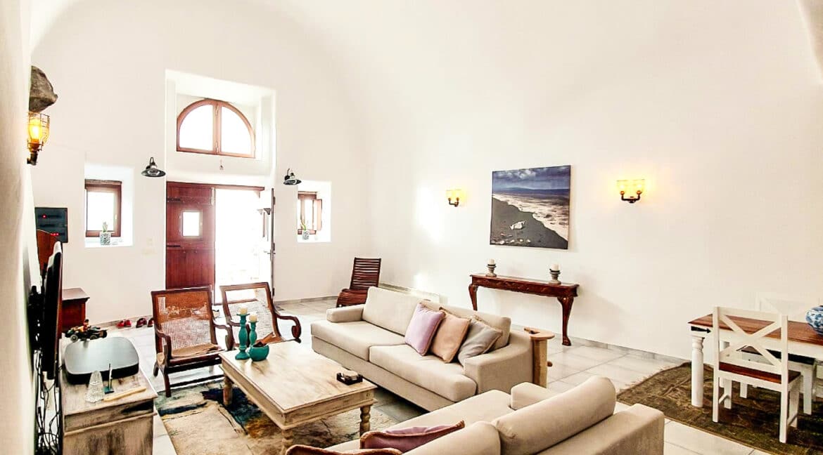 Cave house for Sale Santorini Greece. The best Properties in Greece 15
