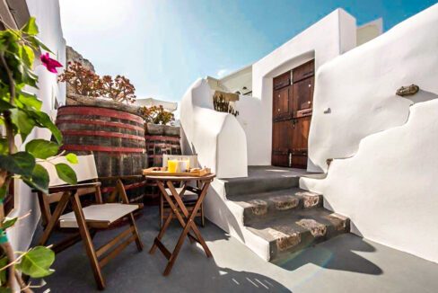 Cave house for Sale Santorini Greece. The best Properties in Greece 18