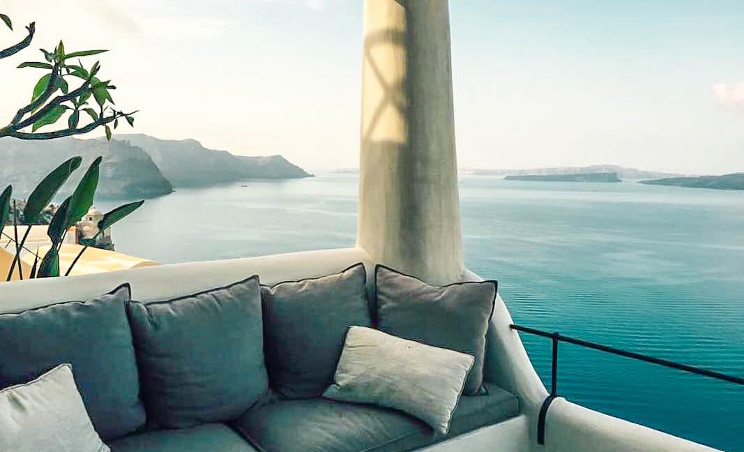 Caves Oia Santorini for sale. Best Properties in Santorini Greece 5