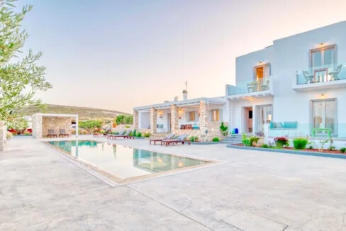 Luxury Property Paros Ampelas 43