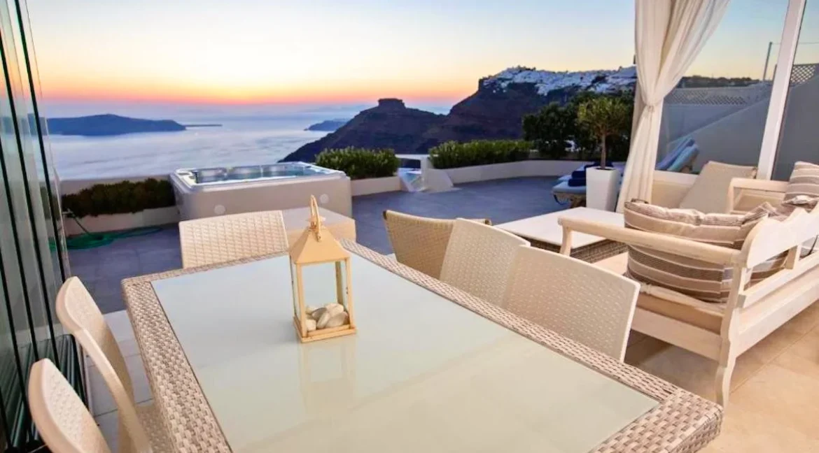 Seaview Property in Santorini for sale 21