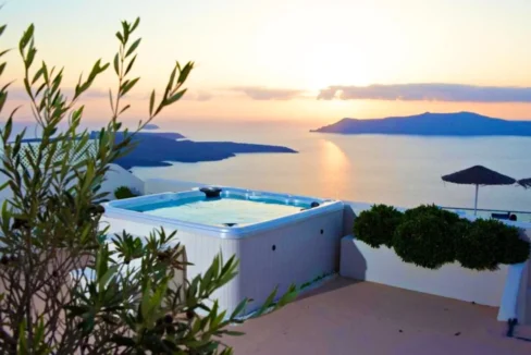 Seaview Property in Santorini for sale 3