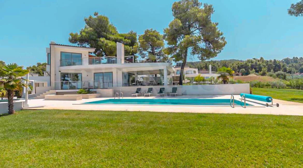 New Villa for Sale Pefkohori Halkidiki. Halkidiki Properties for Sale 7