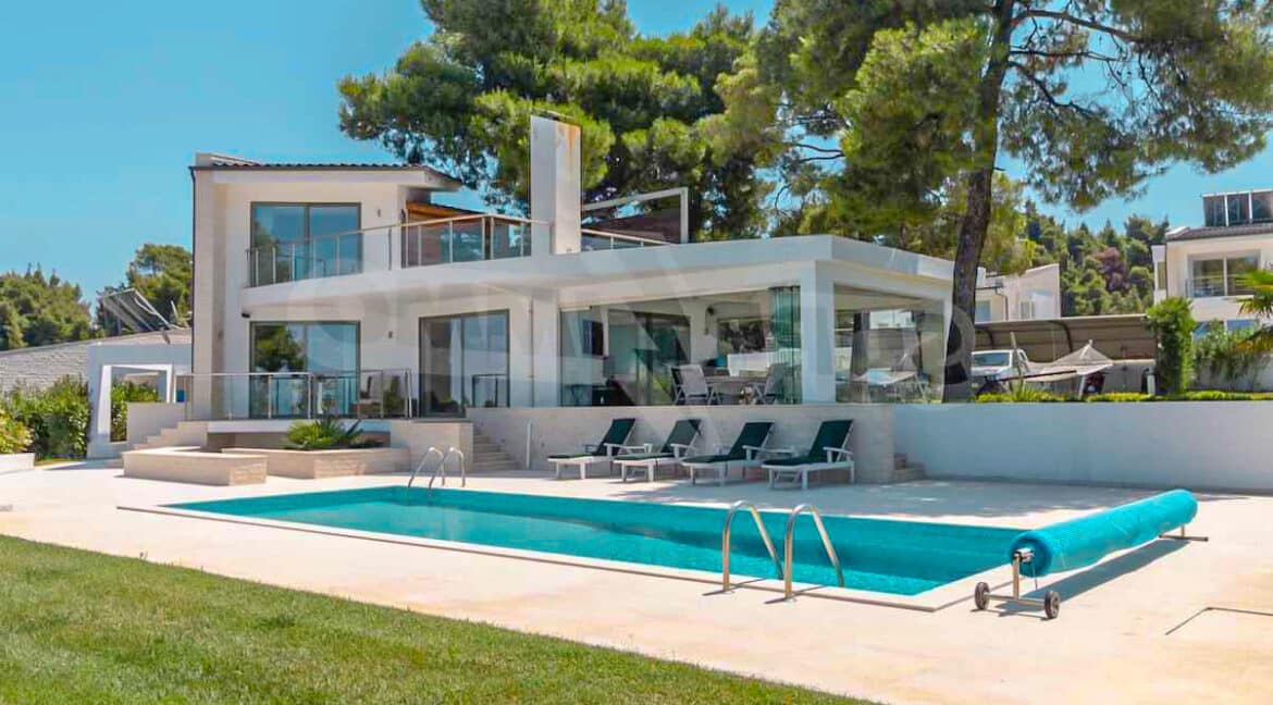 New Villa for Sale Pefkohori Halkidiki. Halkidiki Properties for Sale 8