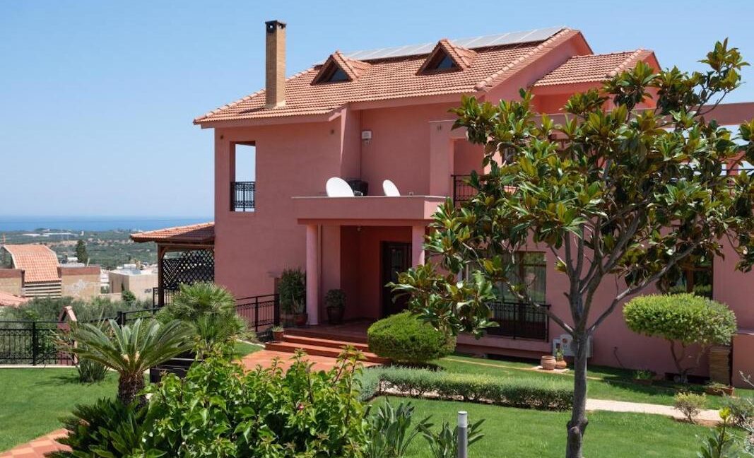 Villa for Sale in Hersonissos Crete Greece, Find Property in Crete Greece 3
