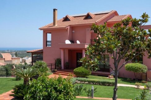 Villa for Sale in Hersonissos Crete Greece, Find Property in Crete Greece 3