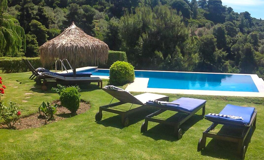 Villa with sea view in Skiathos Greece 13