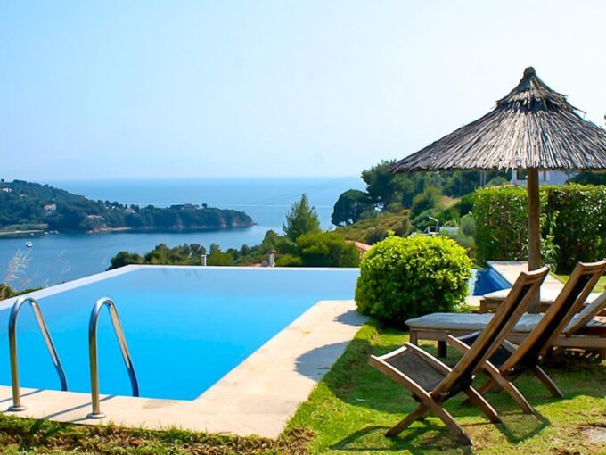 Villa with sea view in Skiathos Greece