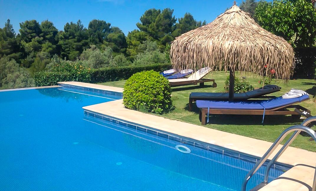 Villa with sea view in Skiathos Greece 8